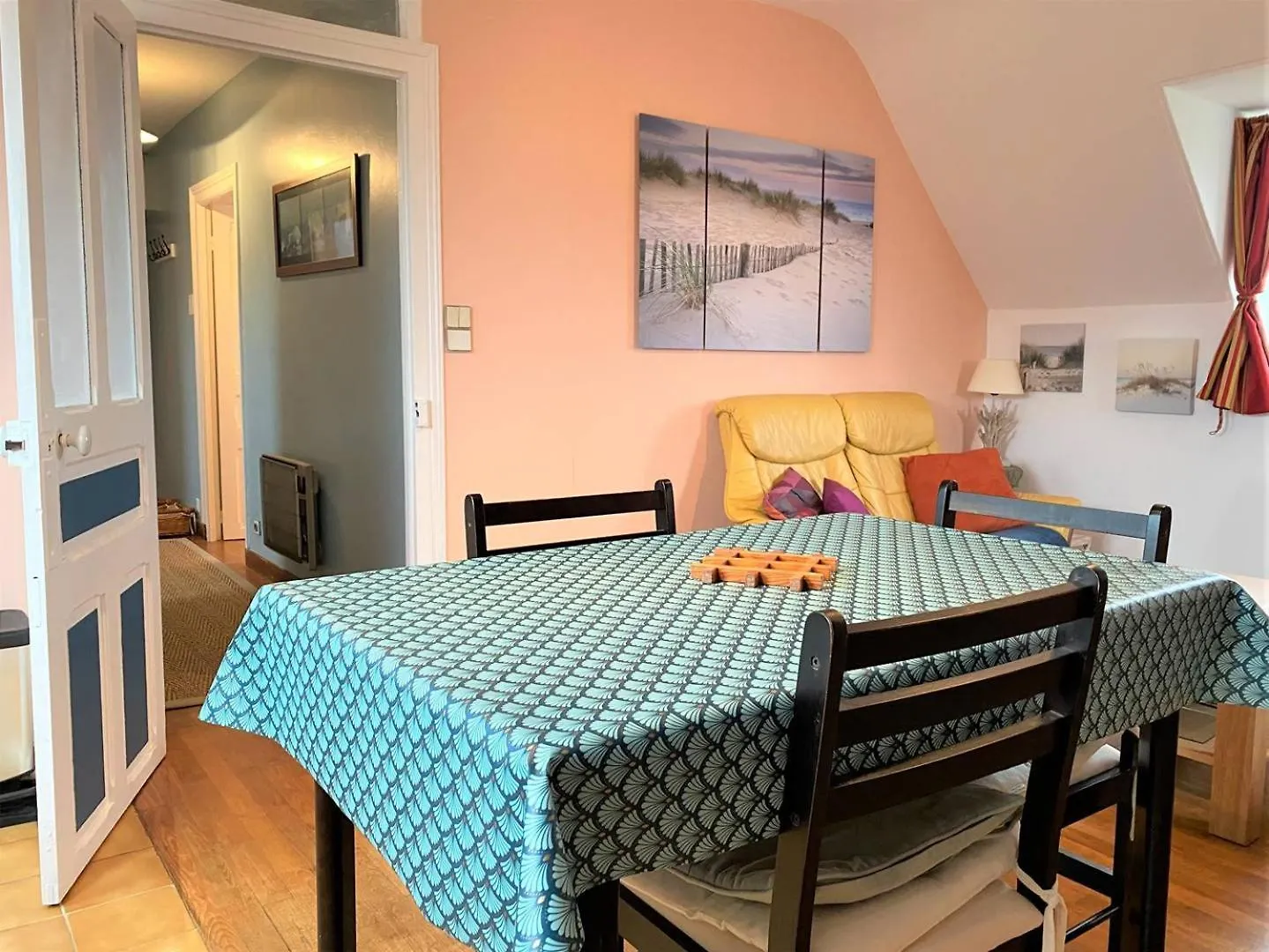 Appartamento Appartement Vue Mer Au Centre De Tregastel, A 600M De La Plage - Ref 708